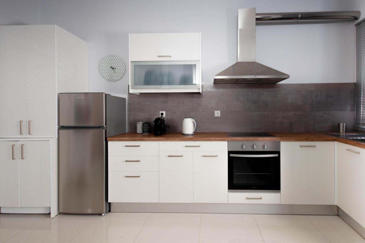 Twin Lofts Ταξιαρχών, A Kalamatastay Property 外观 照片