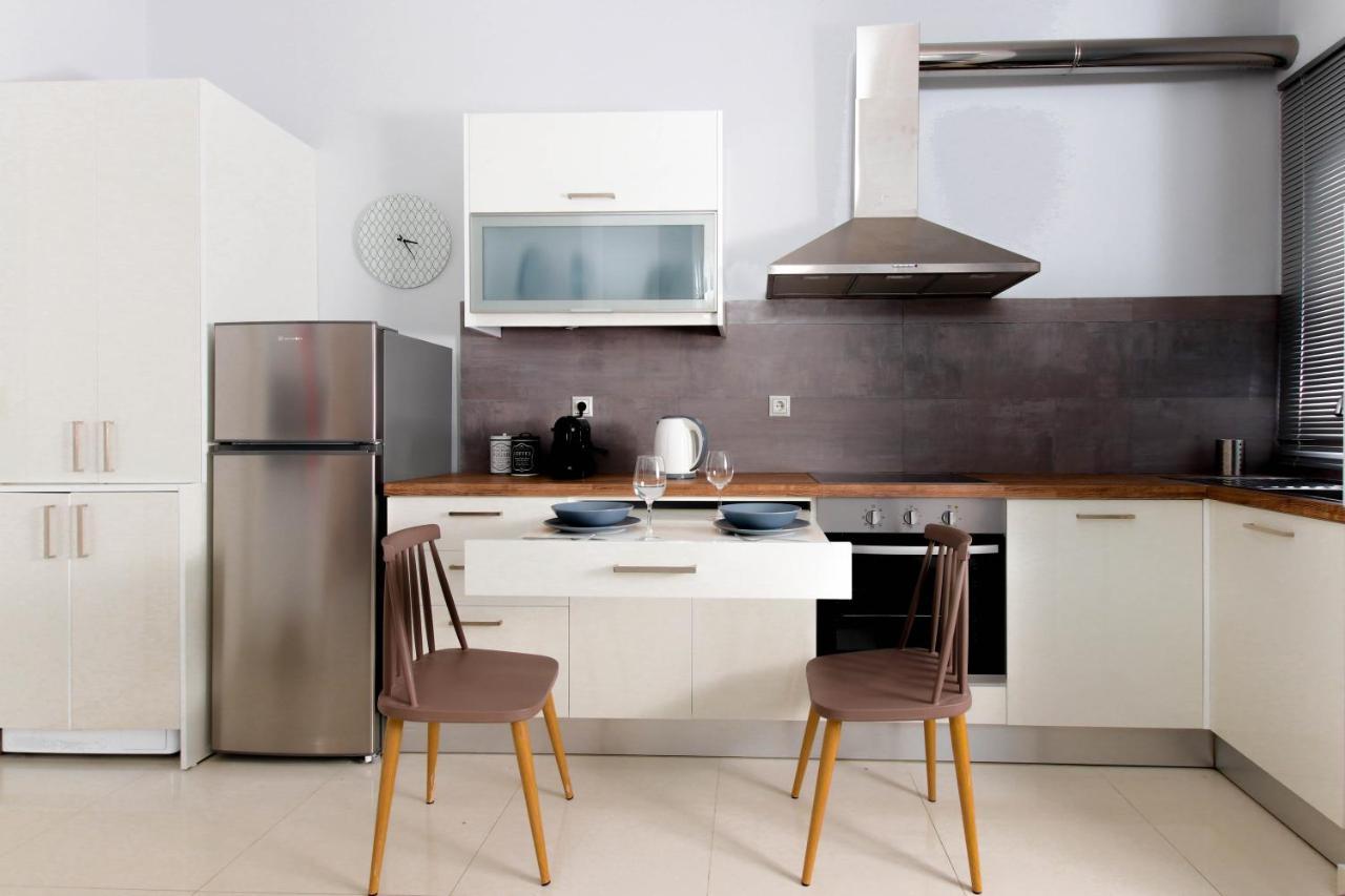 Twin Lofts Ταξιαρχών, A Kalamatastay Property 外观 照片